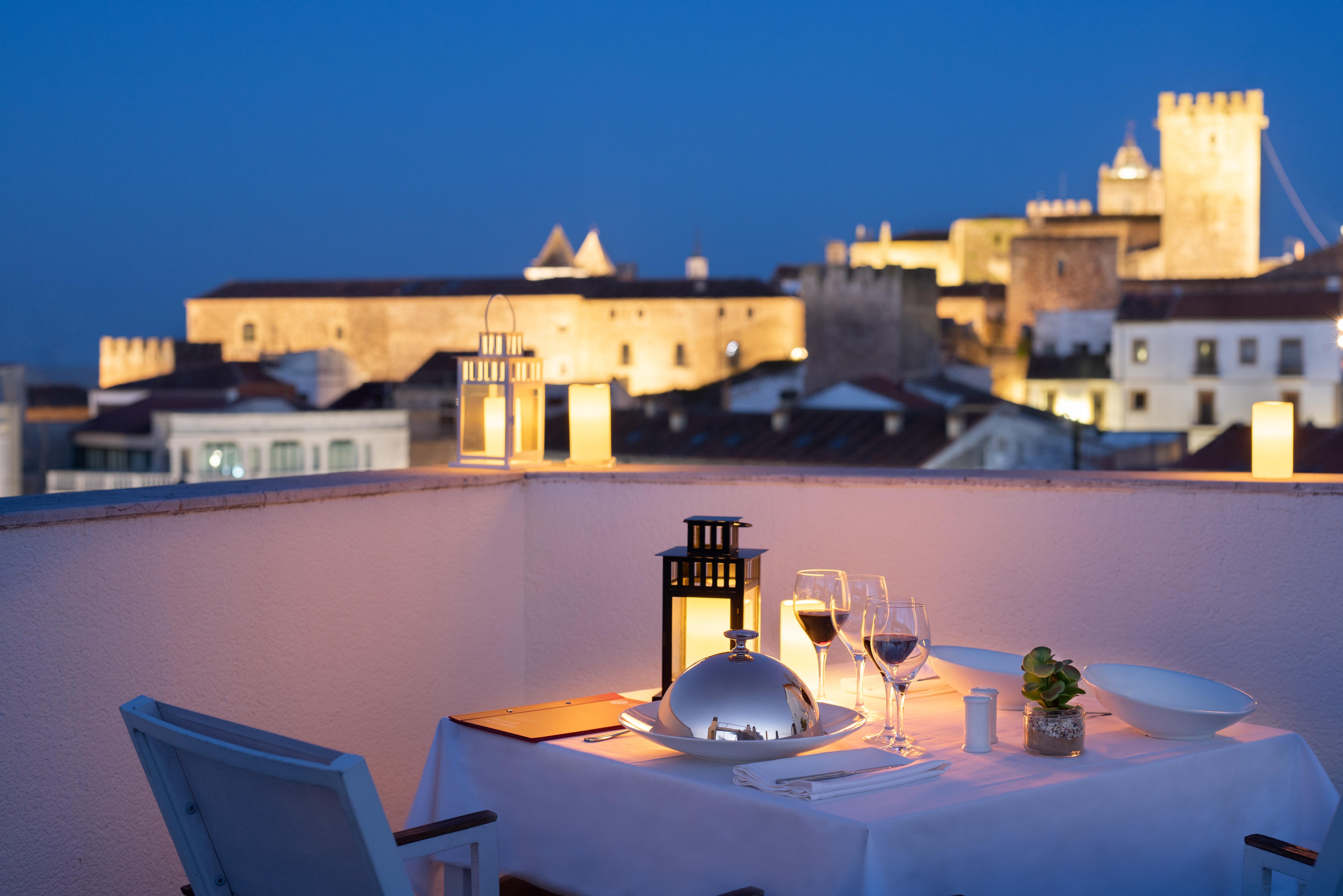 Exe Agora Caceres Hotel Bagian luar foto